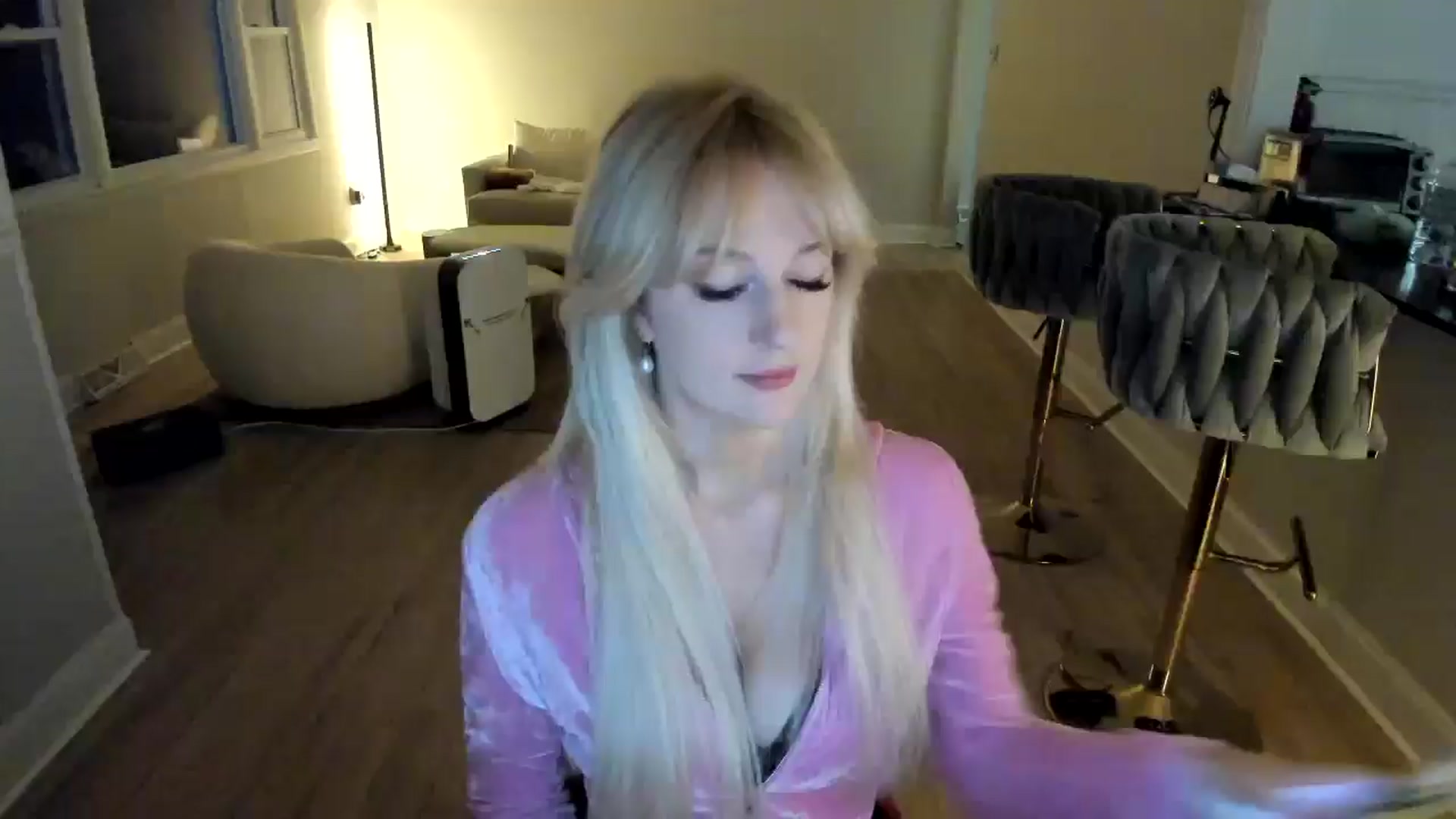 Gallery image thumbnail from Milk_Party's myfreecams stream on, 02/01/2025, 24:44 image 1 of 20