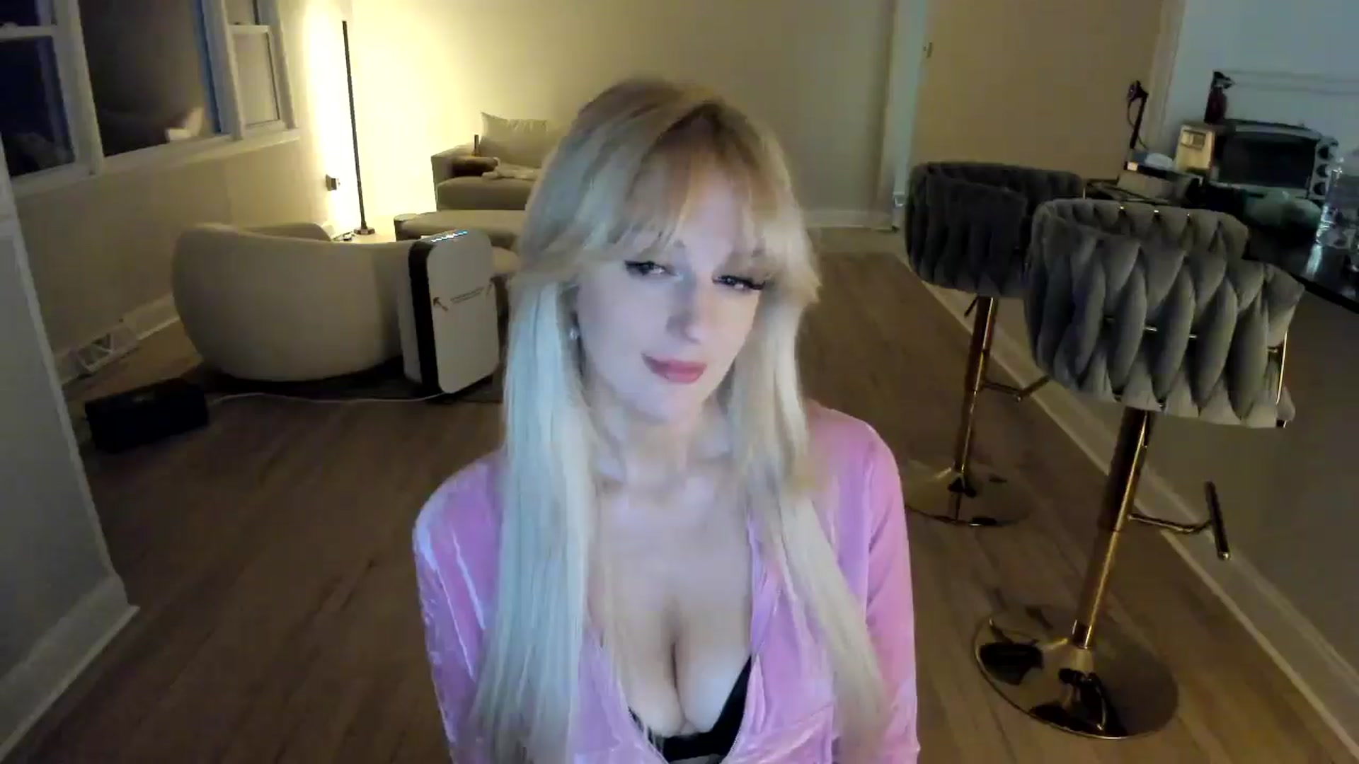 Gallery image thumbnail from Milk_Party's myfreecams stream on, 02/01/2025, 24:44 image 12 of 20