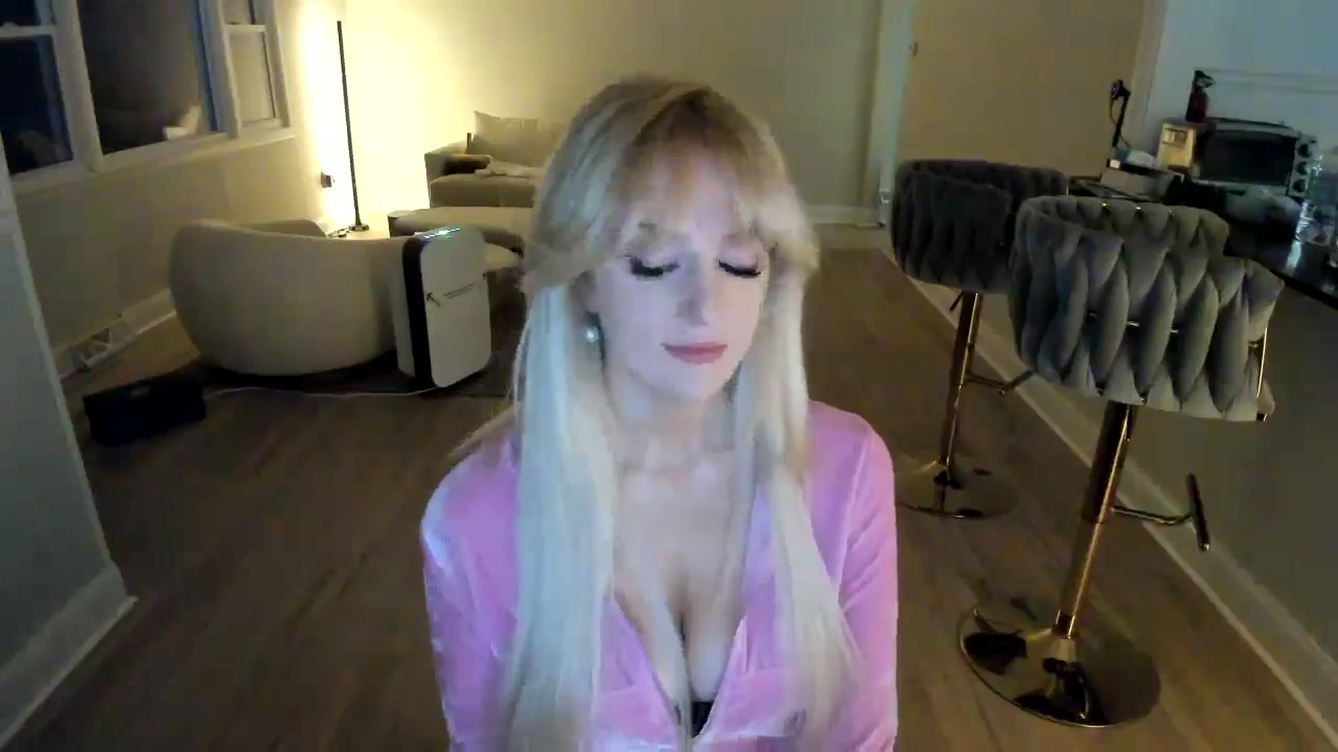 Gallery image thumbnail from Milk_Party's myfreecams stream on, 02/01/2025, 24:44 image 7 of 20
