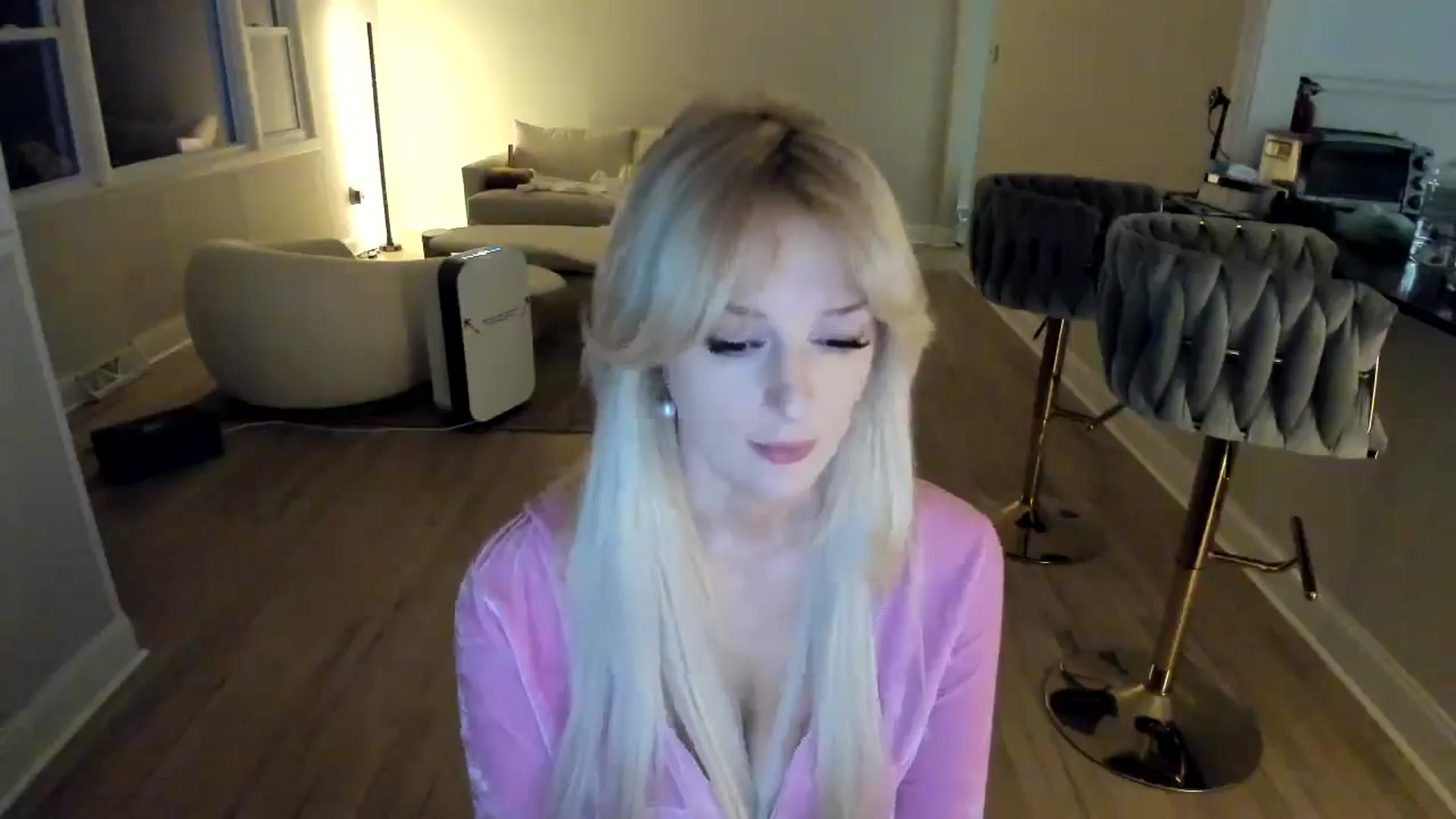 Gallery image thumbnail from Milk_Party's myfreecams stream on, 02/01/2025, 02:23 image 10 of 20