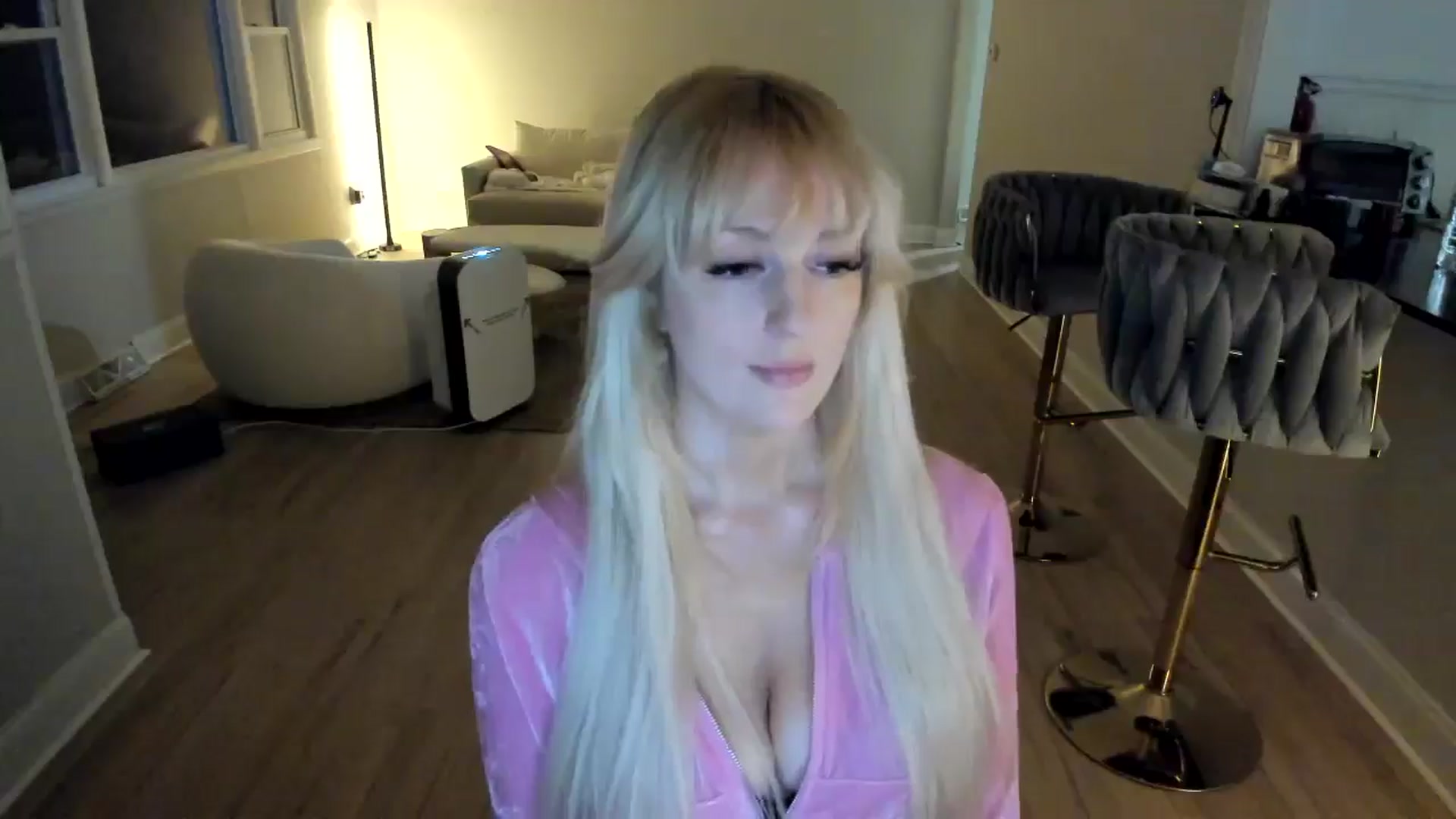 Gallery image thumbnail from Milk_Party's myfreecams stream on, 02/02/2025, 02:18 image 17 of 20