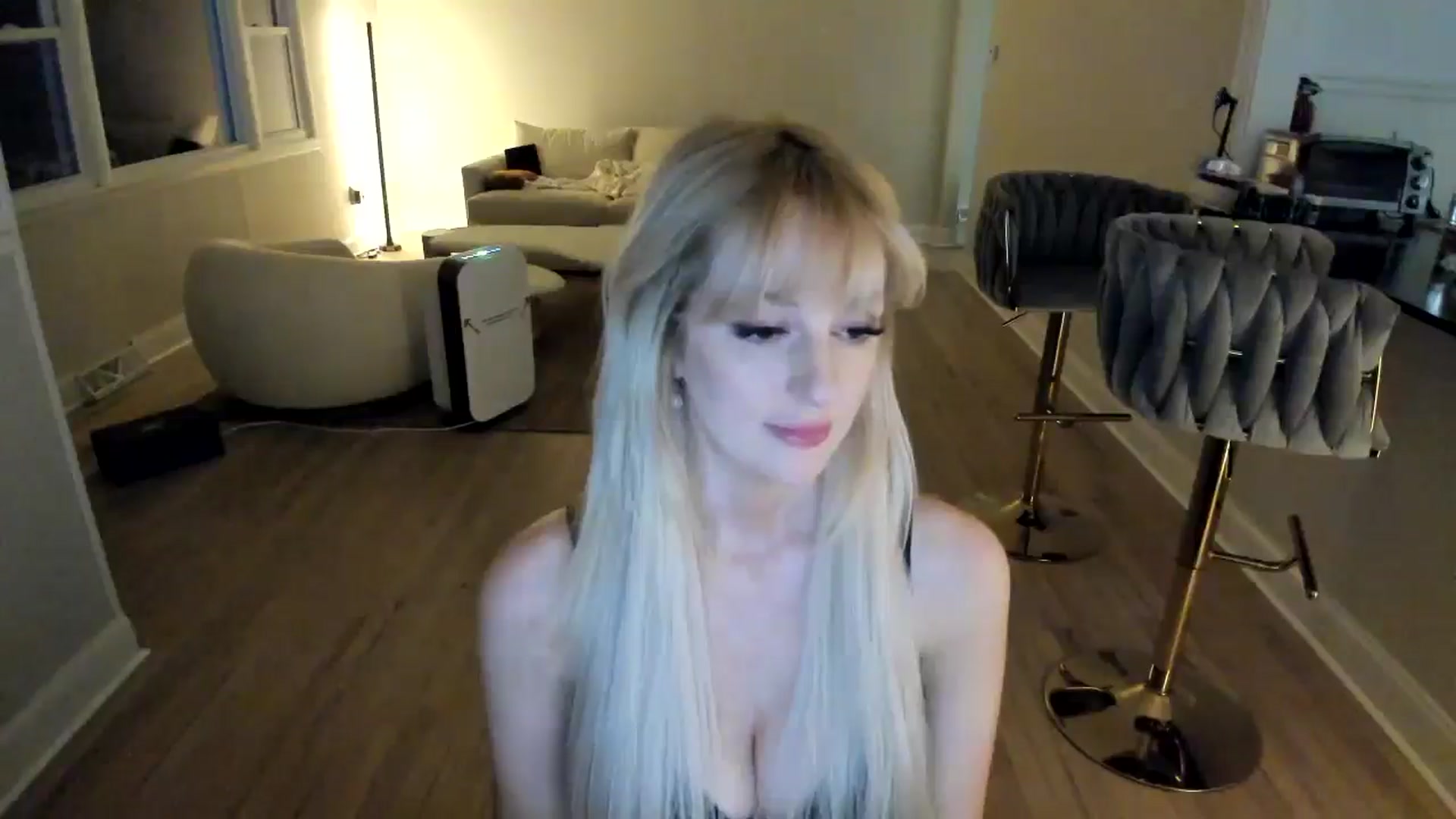 Gallery image thumbnail from Milk_Party's myfreecams stream on, 02/03/2025, 02:38 image 18 of 20