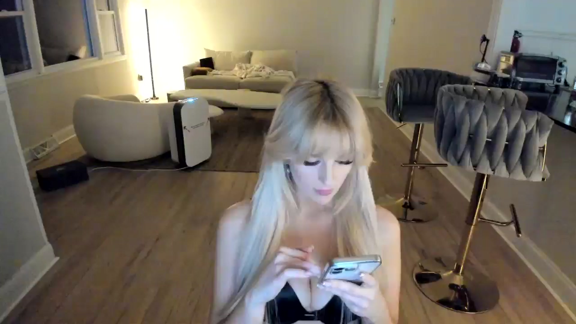 Gallery image thumbnail from Milk_Party's myfreecams stream on, 02/03/2025, 02:38 image 16 of 20