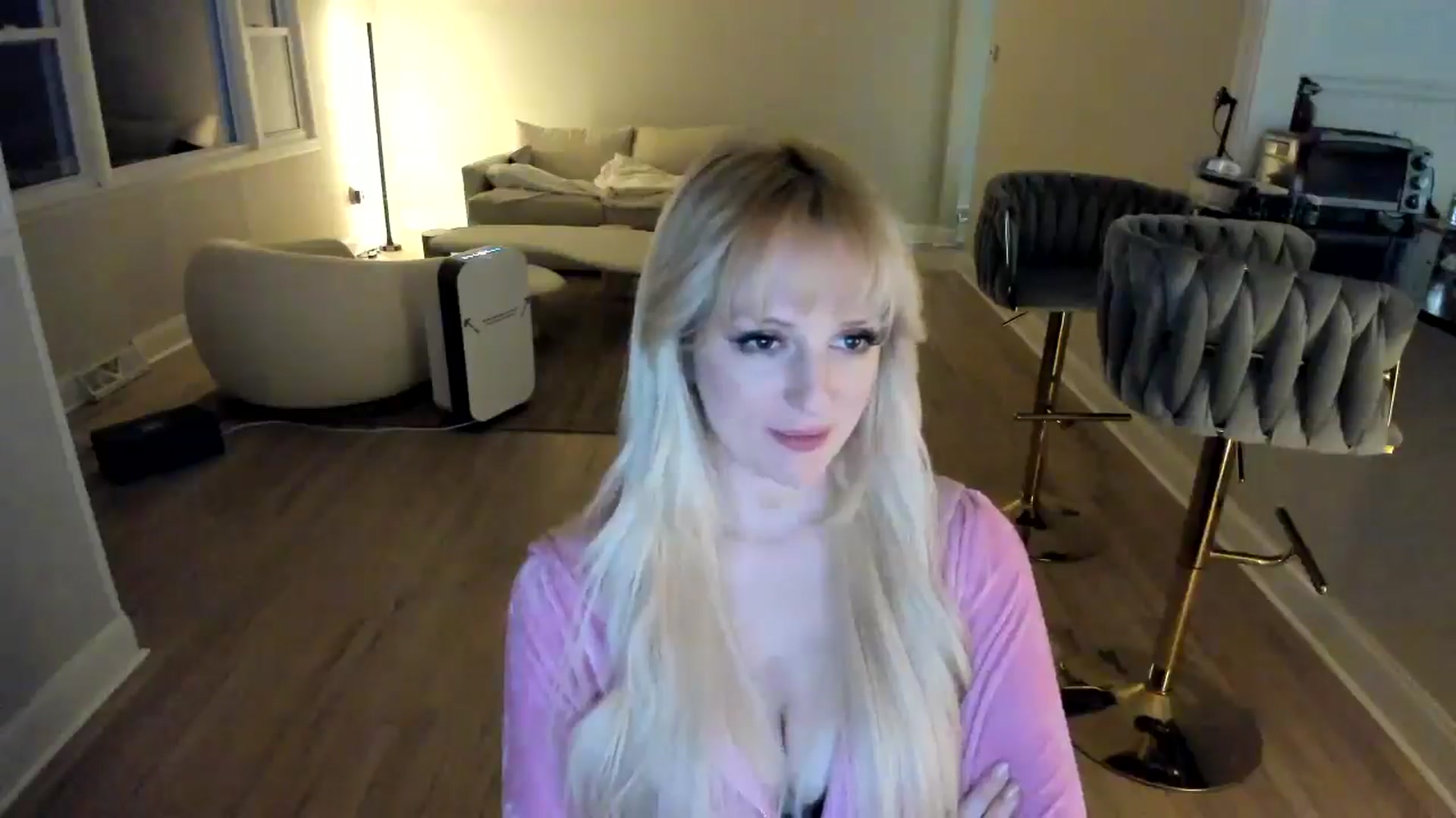 Gallery image thumbnail from Milk_Party's myfreecams stream on, 02/04/2025, 04:12 image 7 of 20