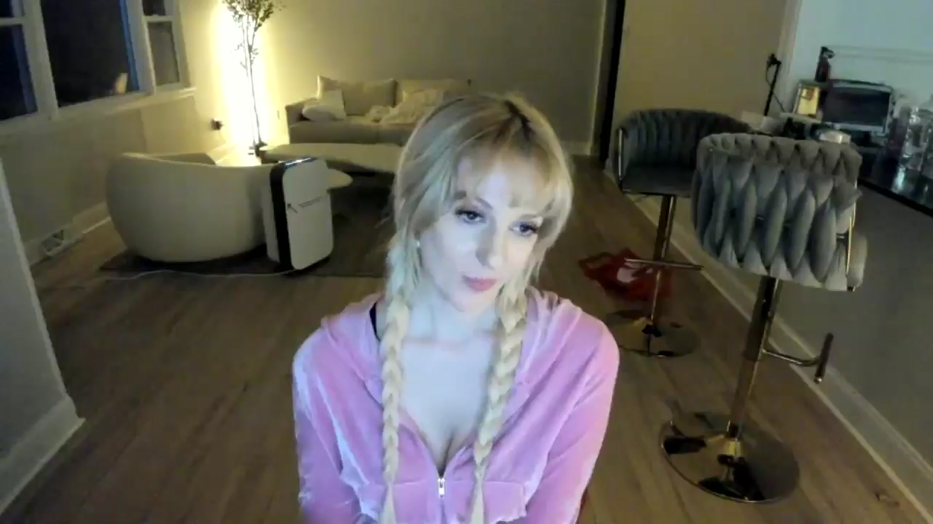 Gallery image thumbnail from Milk_Party's myfreecams stream on, 02/07/2025, 06:28 image 20 of 20