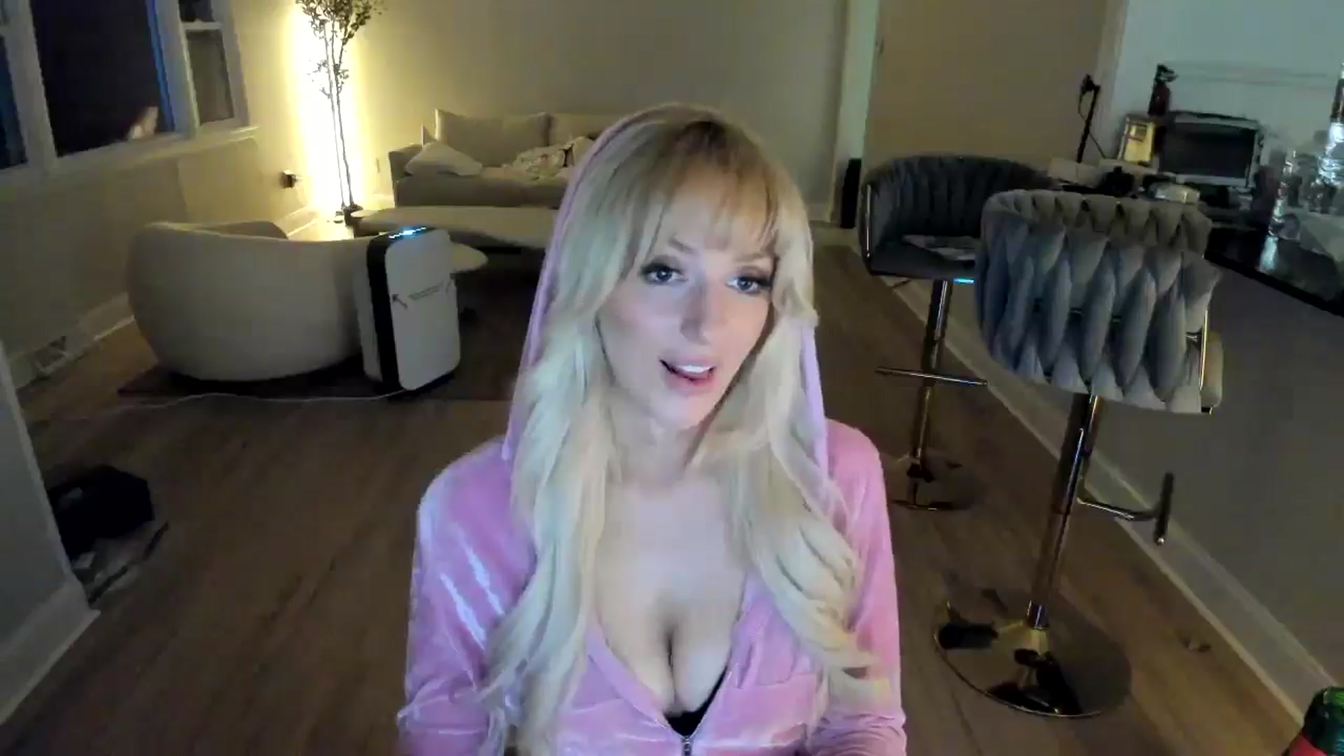 Gallery image thumbnail from Milk_Party's myfreecams stream on, 02/09/2025, 07:48 image 3 of 20