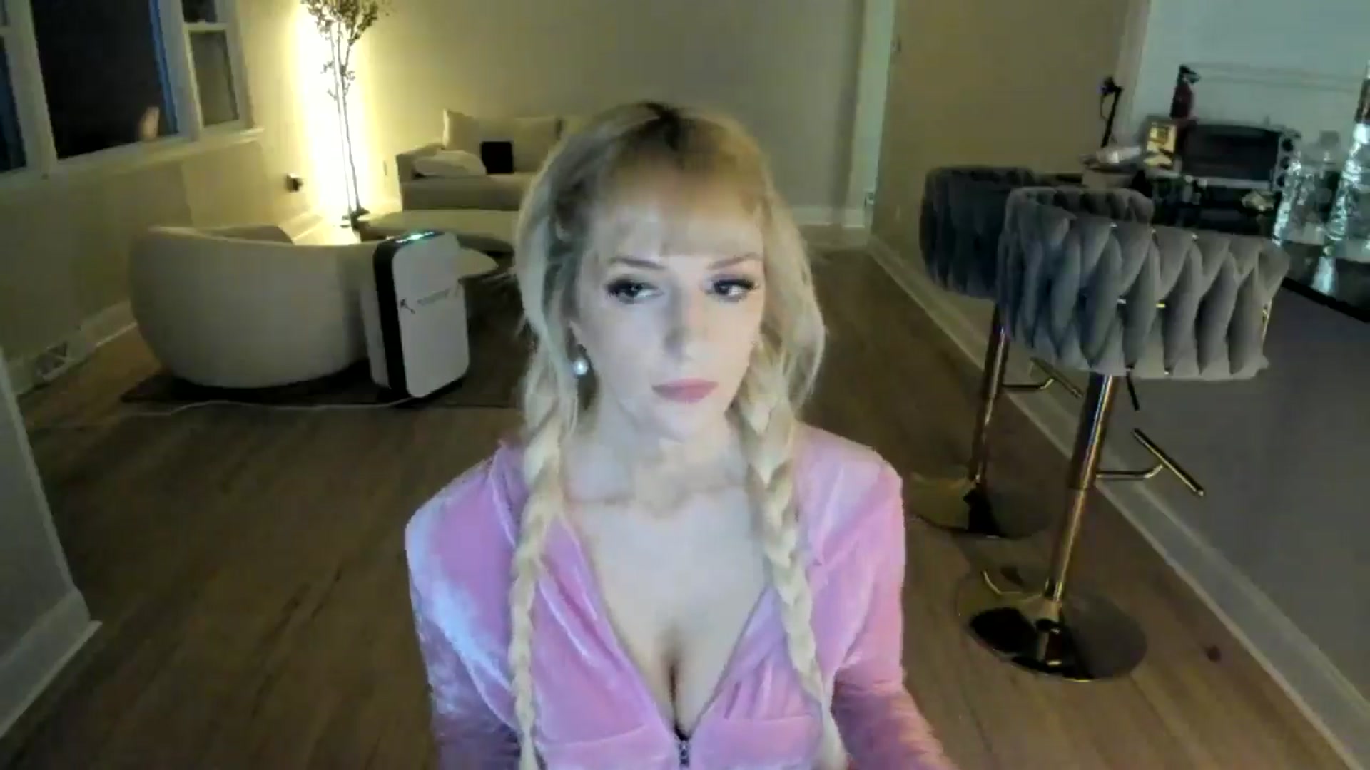 Gallery image thumbnail from Milk_Party's myfreecams stream on, 02/10/2025, 05:23 image 7 of 20