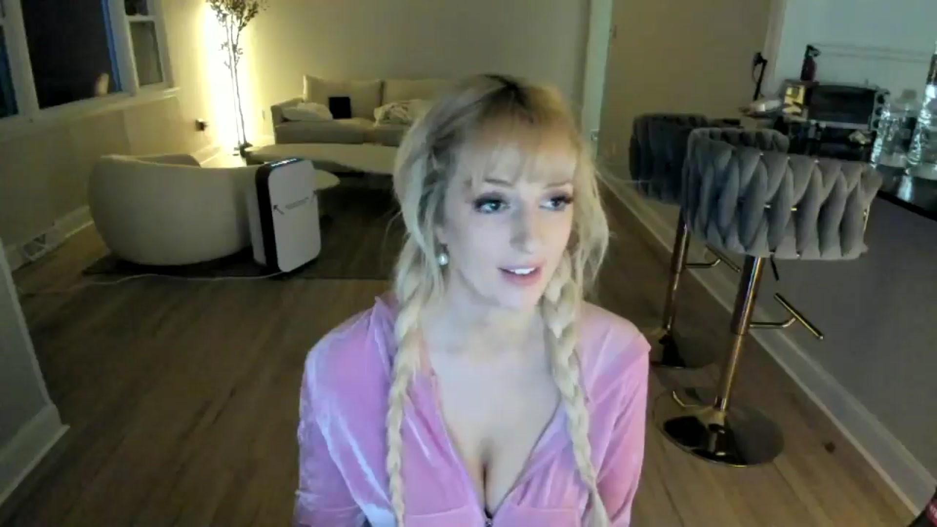 Gallery image thumbnail from Milk_Party's myfreecams stream on, 02/10/2025, 05:23 image 9 of 20