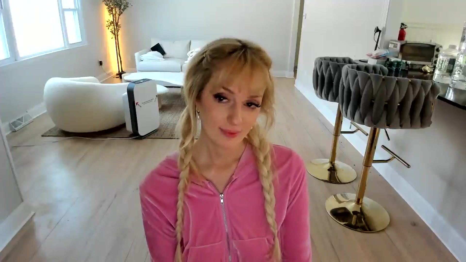 Gallery image thumbnail from Milk_Party's myfreecams stream on, 02/10/2025, 14:06 image 2 of 20