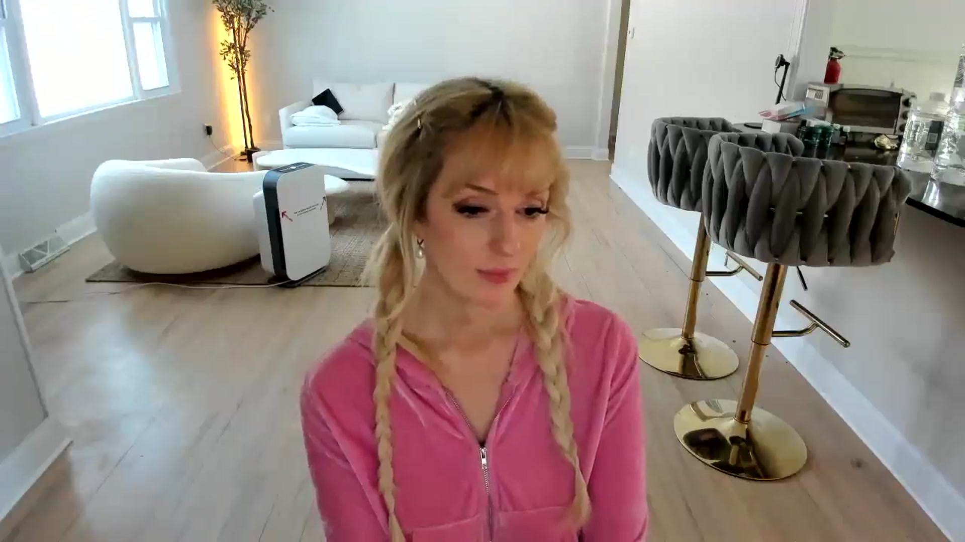 Gallery image thumbnail from Milk_Party's myfreecams stream on, 02/10/2025, 14:06 image 14 of 20