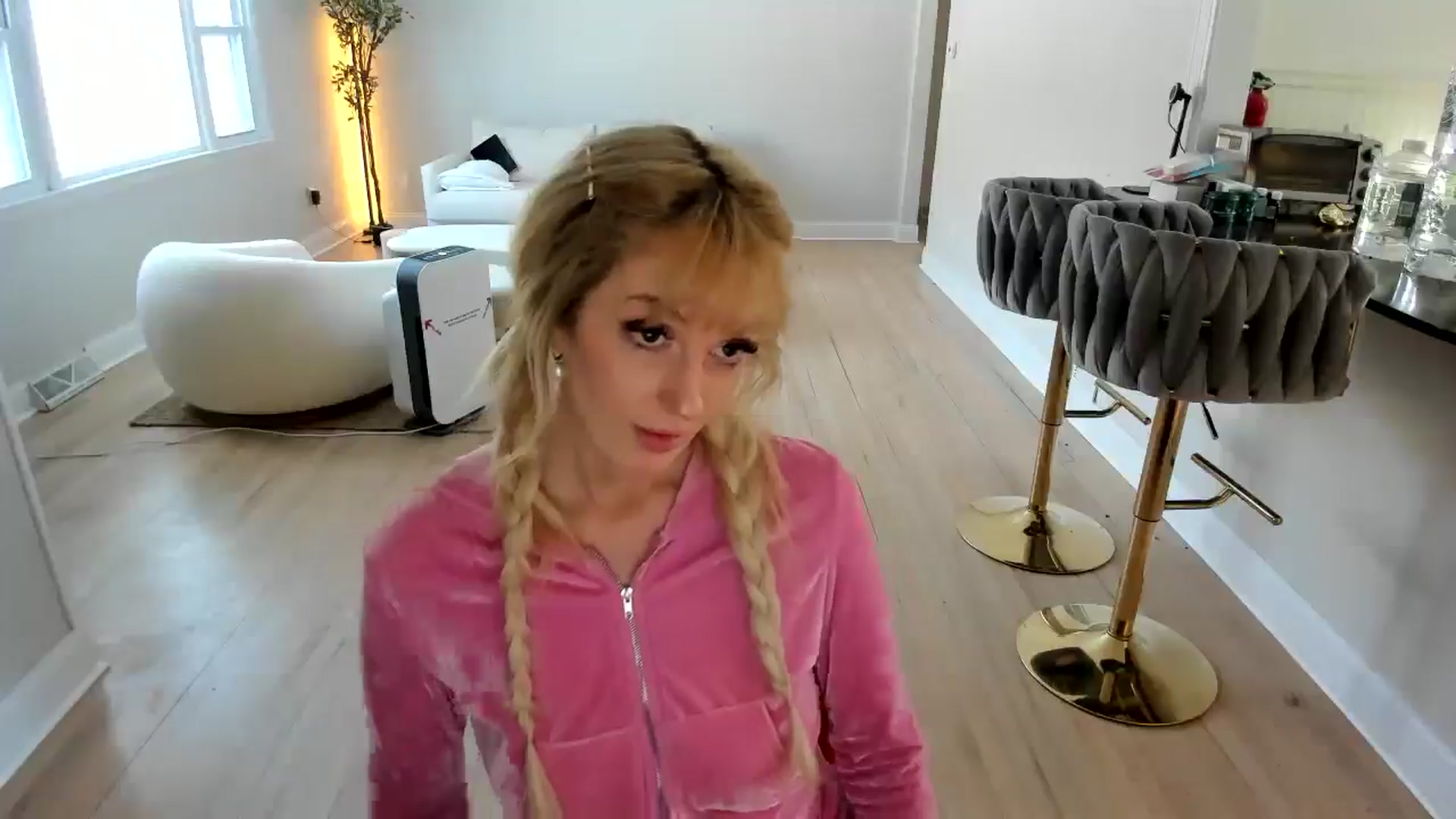 Gallery image thumbnail from Milk_Party's myfreecams stream on, 02/10/2025, 14:06 image 5 of 20