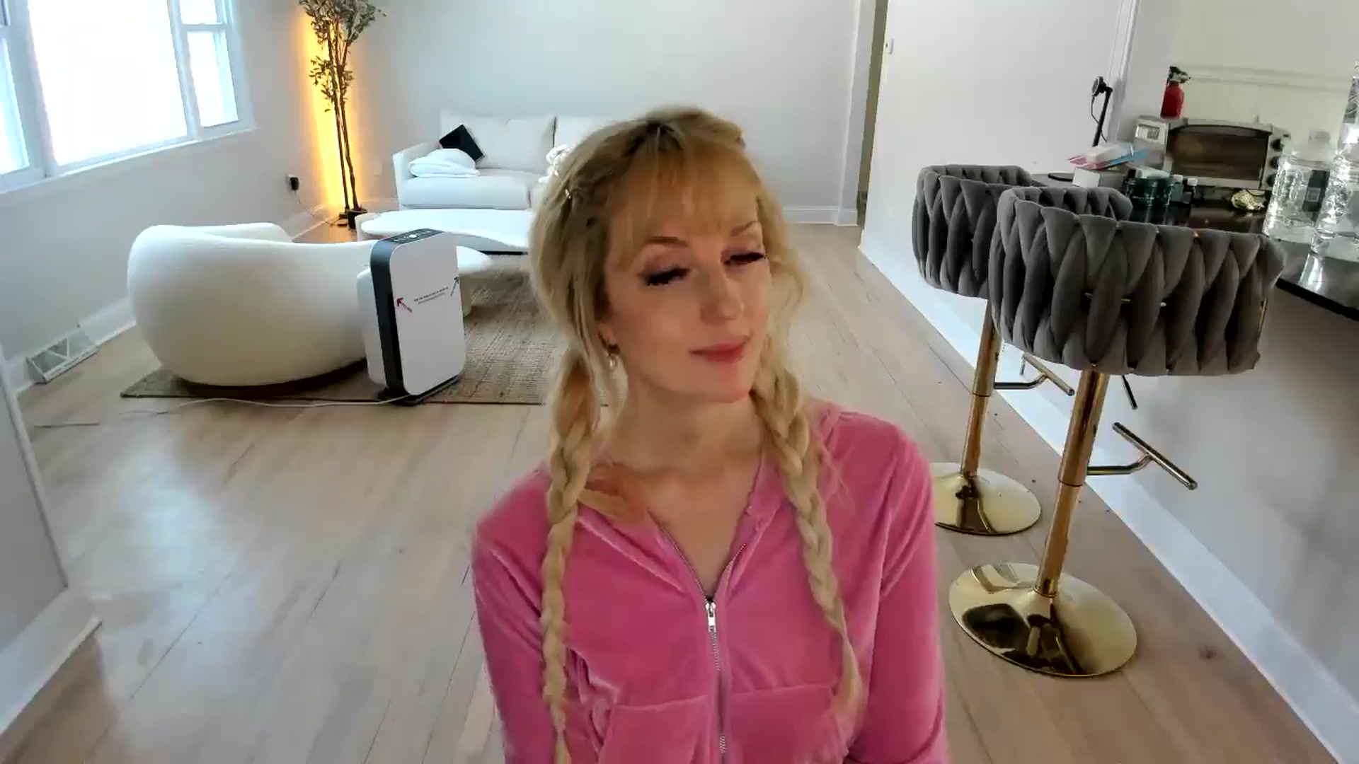 Gallery image thumbnail from Milk_Party's myfreecams stream on, 02/10/2025, 14:06 image 20 of 20
