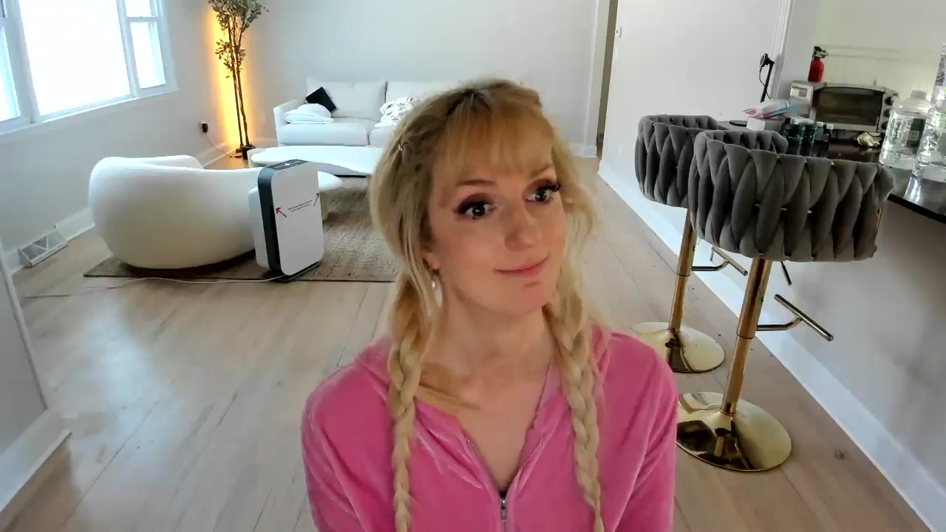 Gallery image thumbnail from Milk_Party's myfreecams stream on, 02/10/2025, 14:06 image 12 of 20