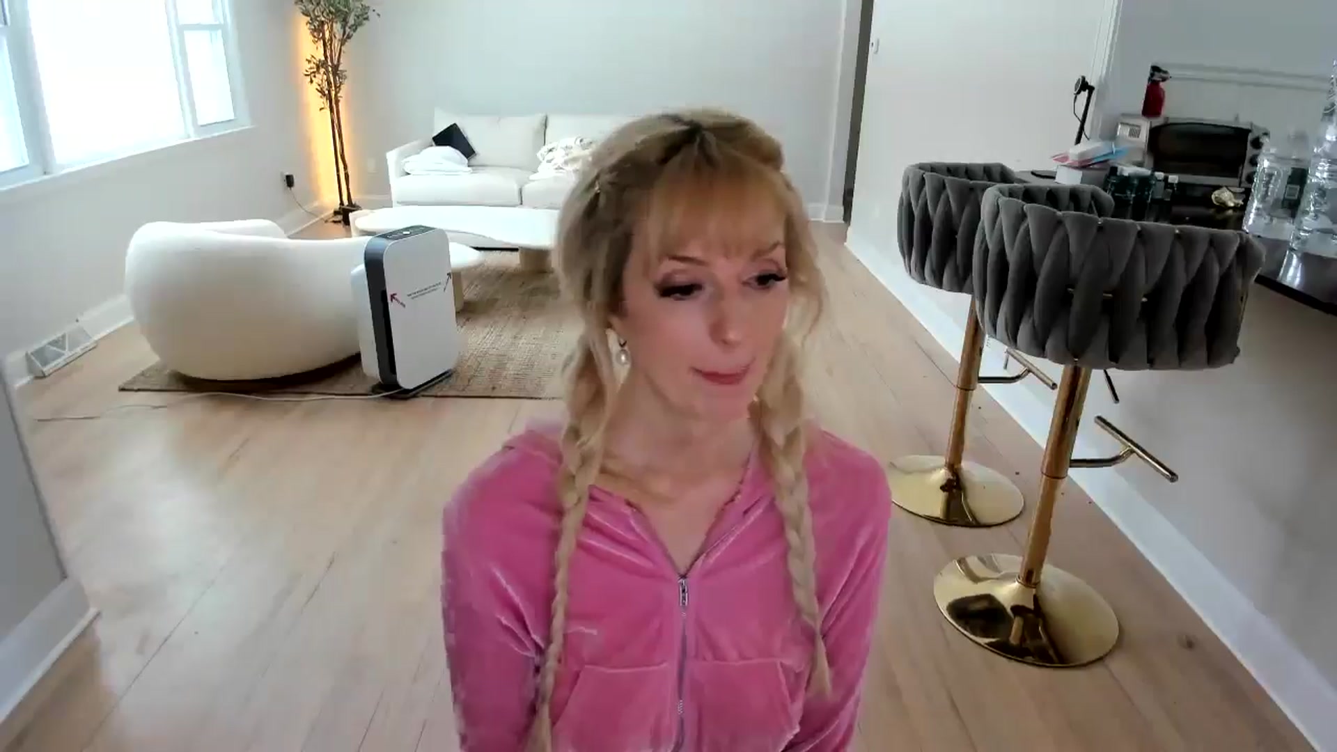 Gallery image thumbnail from Milk_Party's myfreecams stream on, 02/10/2025, 15:28 image 12 of 20