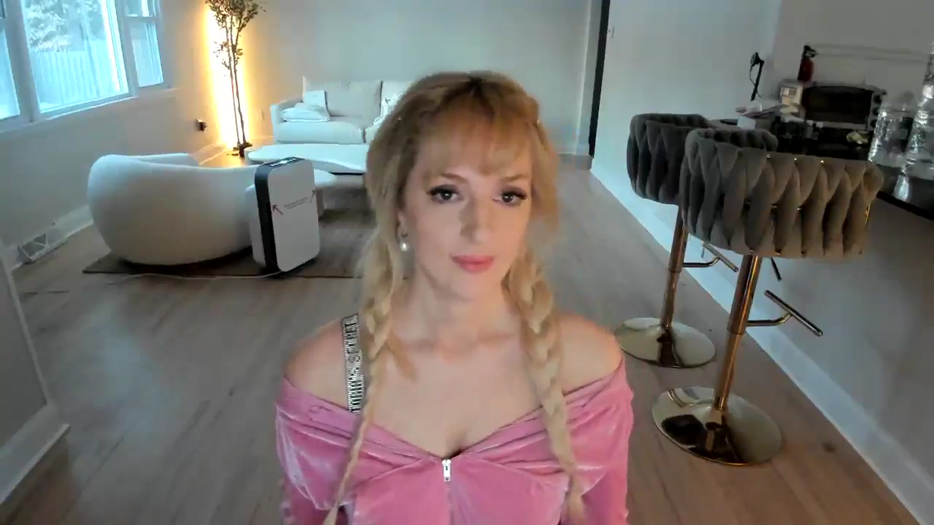 Gallery image thumbnail from Milk_Party's myfreecams stream on, 02/10/2025, 22:39 image 4 of 20