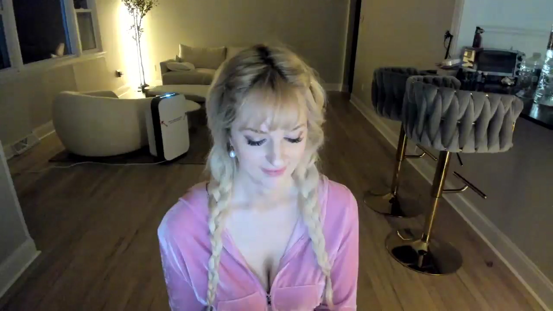 Gallery image thumbnail from Milk_Party's myfreecams stream on, 02/11/2025, 02:30 image 20 of 20