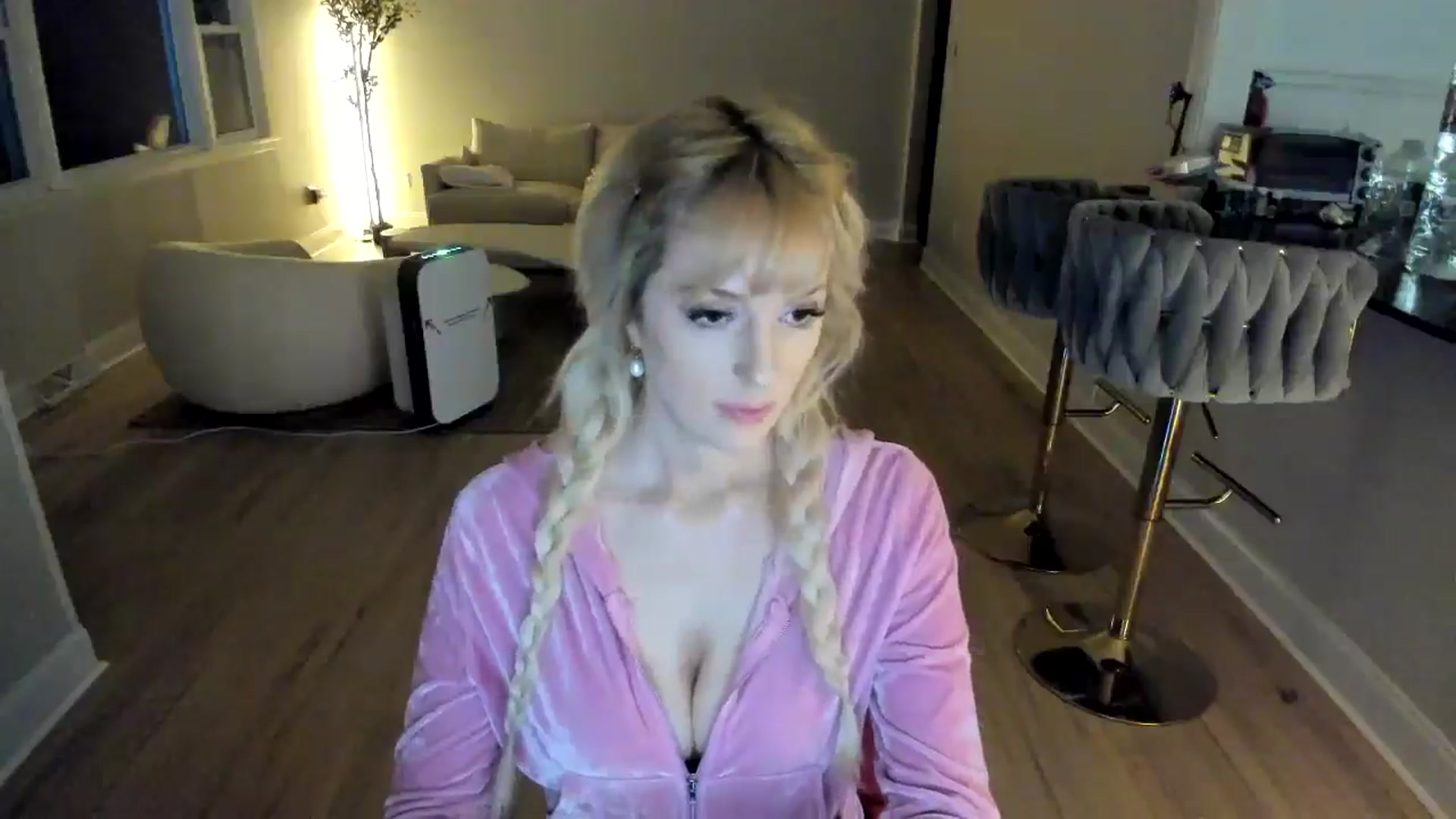 Gallery image thumbnail from Milk_Party's myfreecams stream on, 02/11/2025, 02:30 image 2 of 20