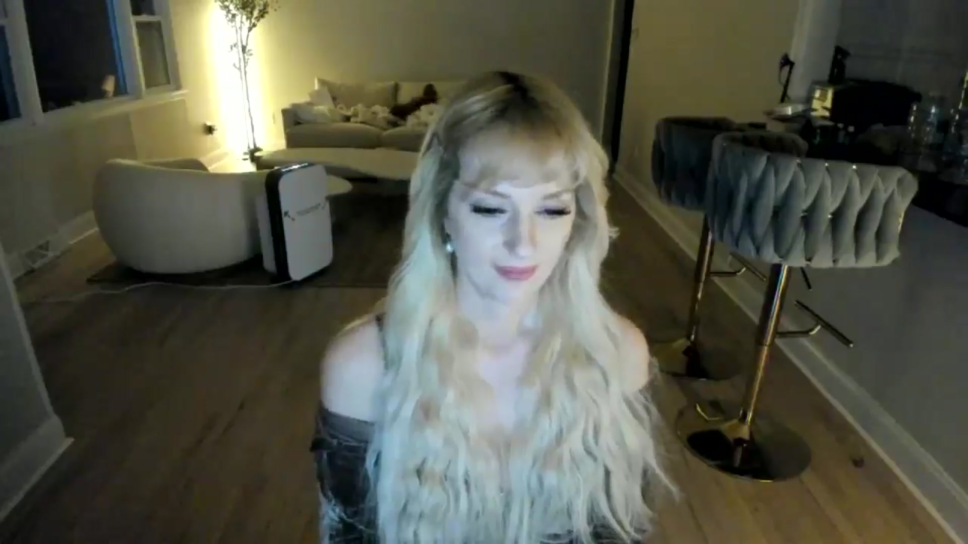 Gallery image thumbnail from Milk_Party's myfreecams stream on, 02/14/2025, 03:50 image 10 of 20