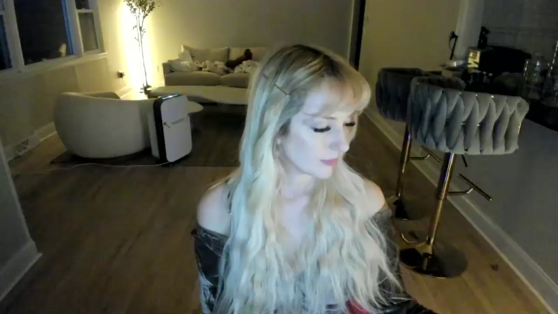 Gallery image thumbnail from Milk_Party's myfreecams stream on, 02/14/2025, 03:50 image 8 of 20