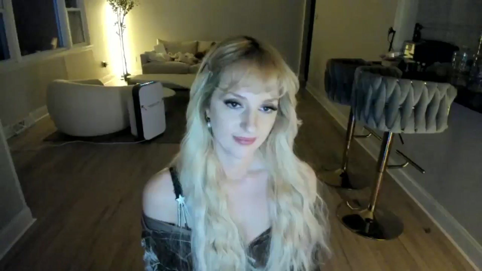 Gallery image thumbnail from Milk_Party's myfreecams stream on, 02/14/2025, 03:50 image 5 of 20