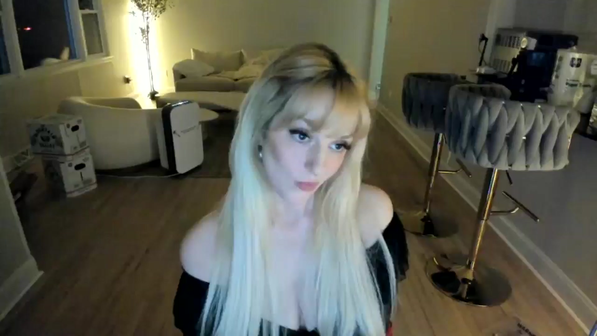 Gallery image thumbnail from Milk_Party's myfreecams stream on, 02/27/2025, 02:41 image 14 of 20