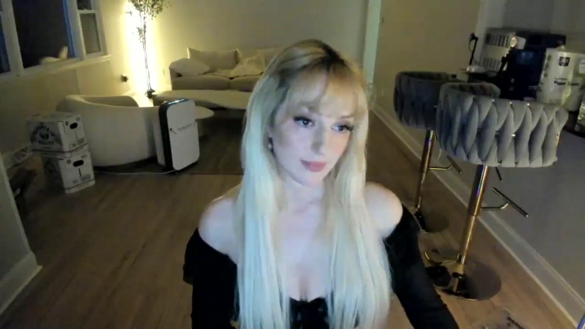 Gallery image thumbnail from Milk_Party's myfreecams stream on, 02/27/2025, 02:41 image 6 of 20