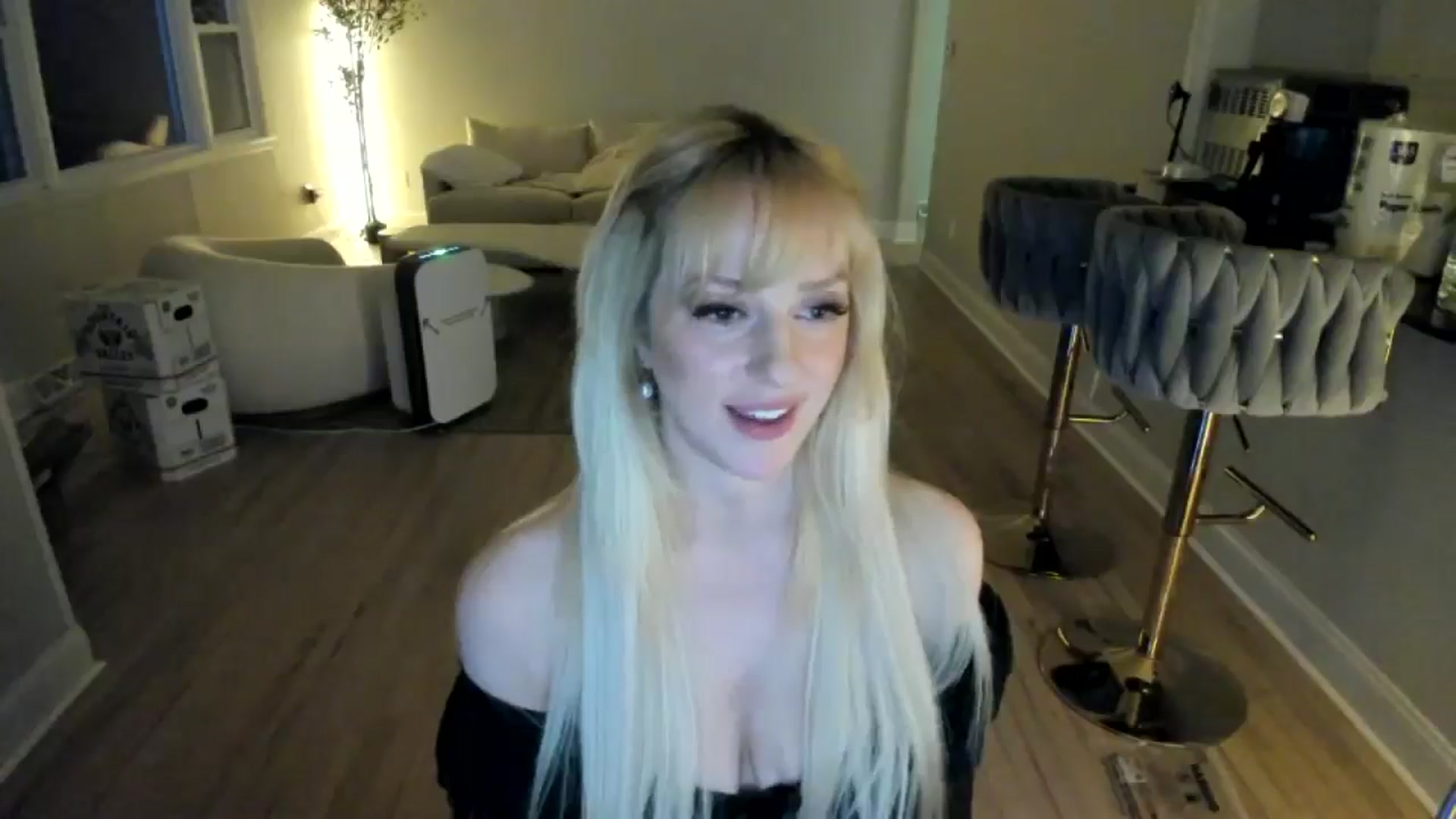 Gallery image thumbnail from Milk_Party's myfreecams stream on, 02/27/2025, 04:26 image 6 of 20
