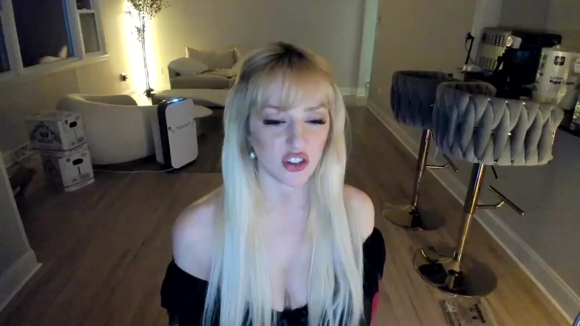 Gallery image thumbnail from Milk_Party's myfreecams stream on, 02/27/2025, 04:26 image 7 of 20