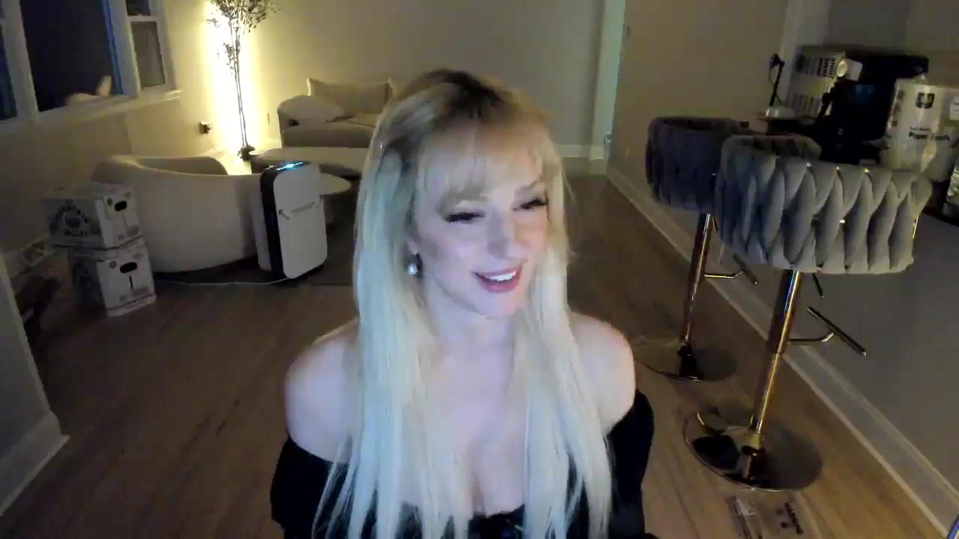 Gallery image thumbnail from Milk_Party's myfreecams stream on, 02/27/2025, 04:26 image 11 of 20