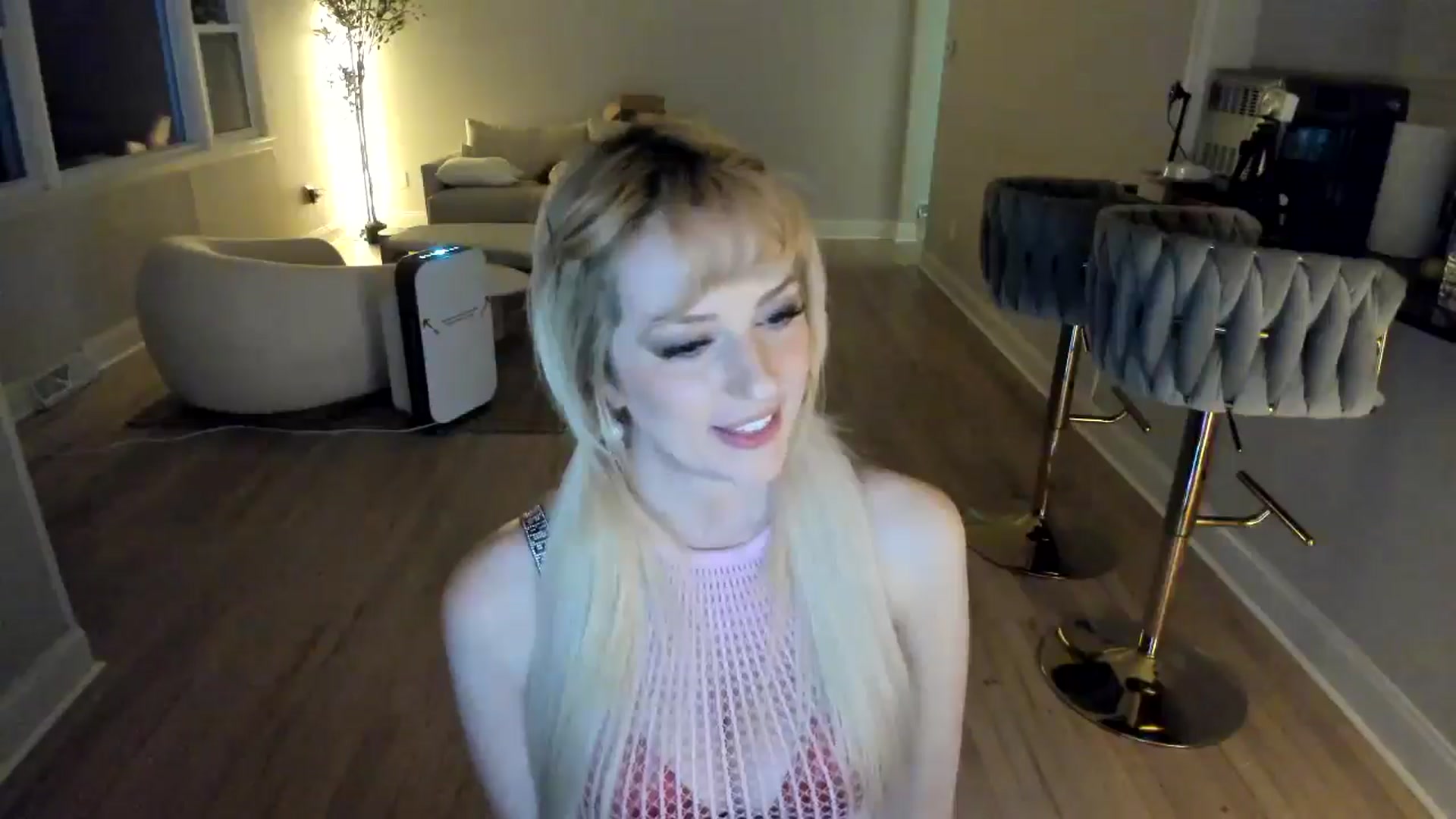 Gallery image thumbnail from Milk_Party's myfreecams stream on, 03/02/2025, 06:28 image 12 of 20