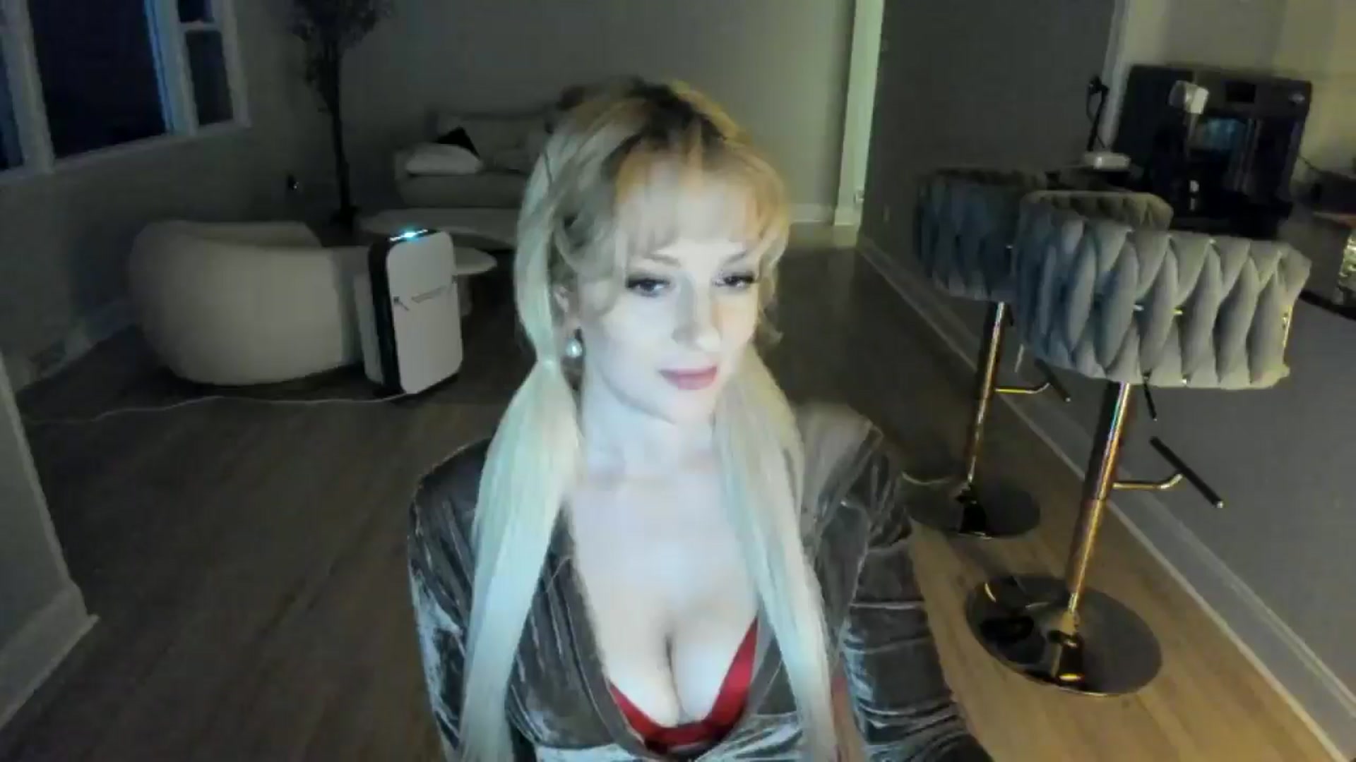 Gallery image thumbnail from Milk_Party's myfreecams stream on, 03/03/2025, 04:37 image 4 of 20