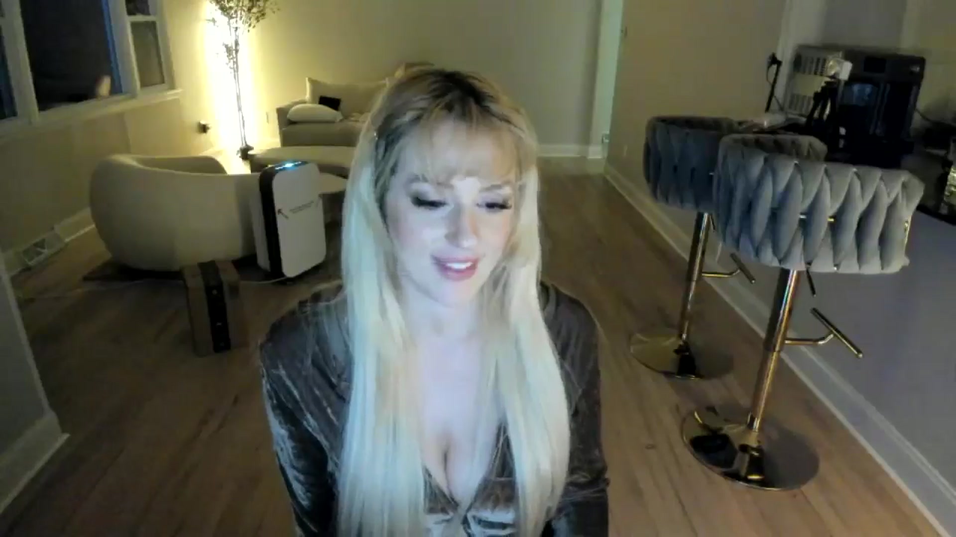 Gallery image thumbnail from Milk_Party's myfreecams stream on, 03/04/2025, 05:40 image 12 of 20