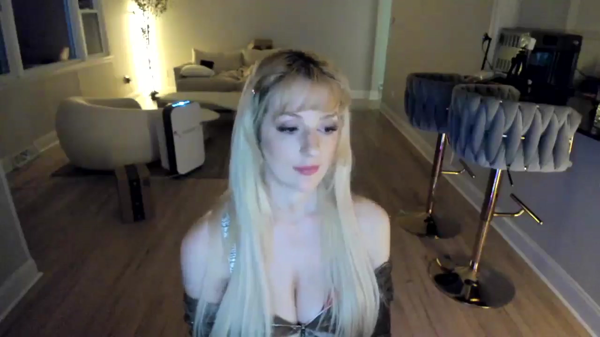 Gallery image thumbnail from Milk_Party's myfreecams stream on, 03/04/2025, 06:13 image 18 of 20