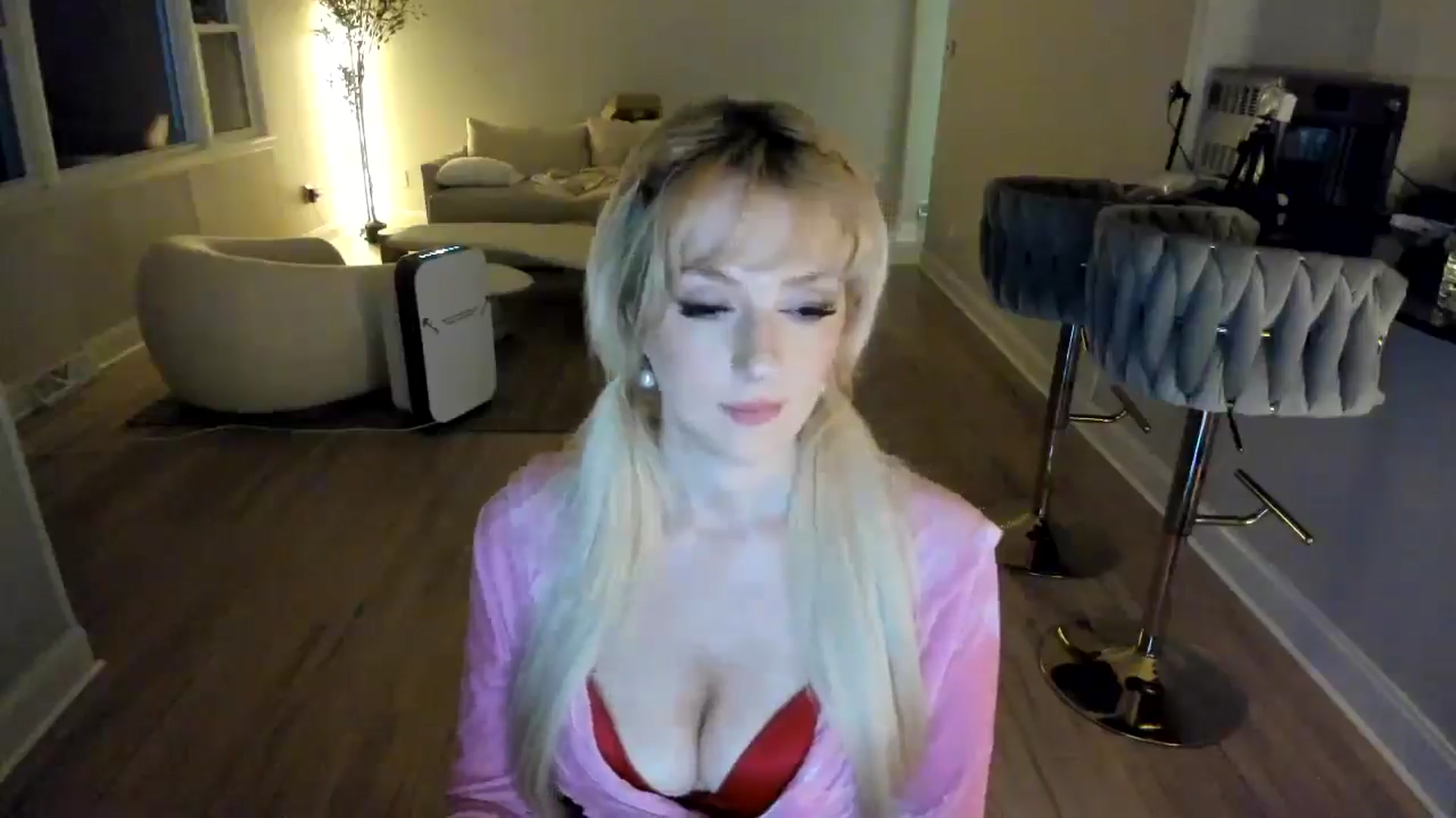 Gallery image thumbnail from Milk_Party's myfreecams stream on, 03/05/2025, 05:28 image 11 of 20