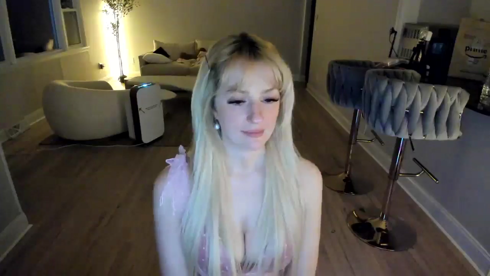 Gallery image thumbnail from Milk_Party's myfreecams stream on, 03/08/2025, 01:57 image 16 of 20