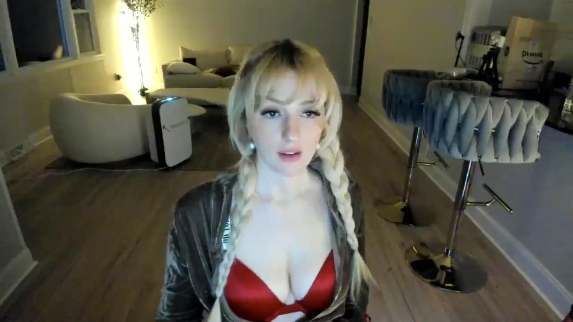 Gallery image thumbnail from Milk_Party's myfreecams stream on, 03/08/2025, 10:48 image 10 of 20