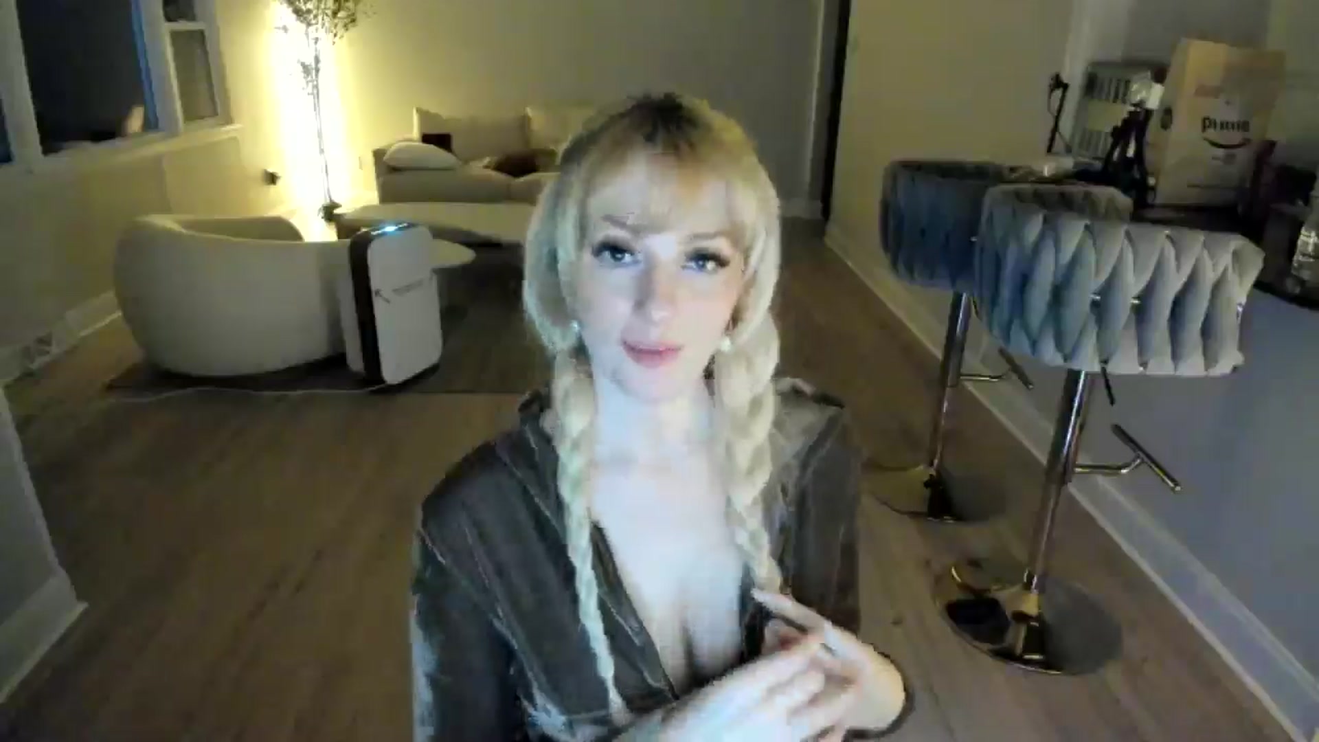 Gallery image thumbnail from Milk_Party's myfreecams stream on, 03/08/2025, 10:48 image 2 of 20