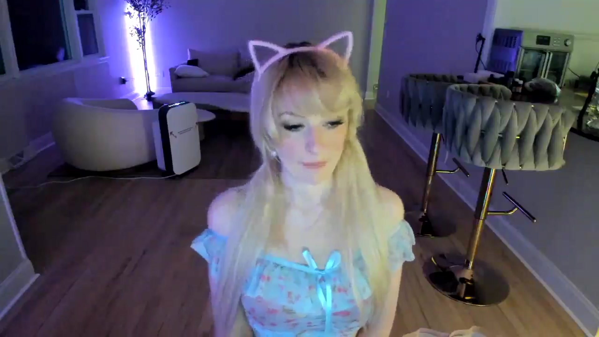 Gallery image thumbnail from Milk_Party's myfreecams stream on, 03/09/2025, 23:39 image 10 of 20