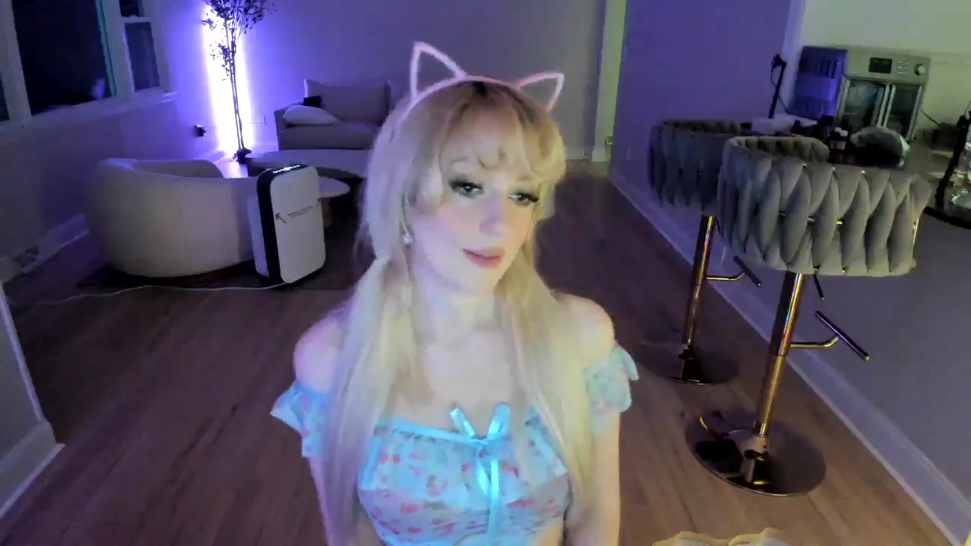 Gallery image thumbnail from Milk_Party's myfreecams stream on, 03/09/2025, 23:39 image 5 of 20
