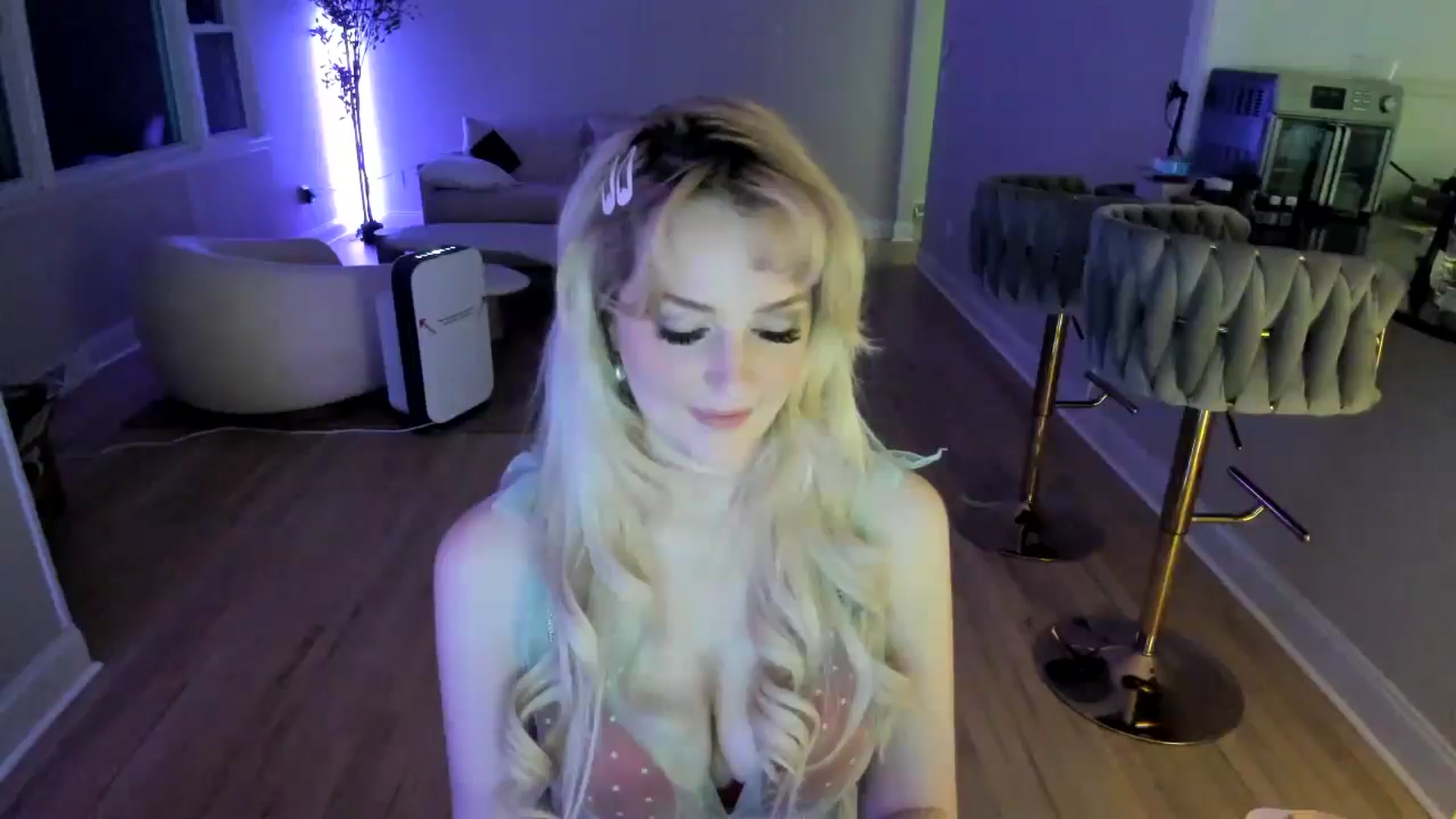 Gallery image thumbnail from Milk_Party's myfreecams stream on, 03/14/2025, 03:04 image 15 of 20