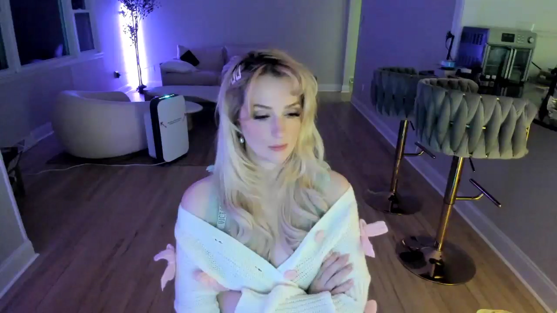 Gallery image thumbnail from Milk_Party's myfreecams stream on, 03/14/2025, 06:58 image 5 of 20