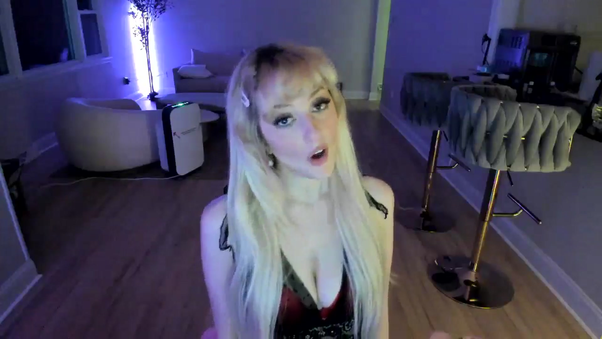 Gallery image thumbnail from Milk_Party's myfreecams stream on, 03/15/2025, 07:40 image 3 of 20