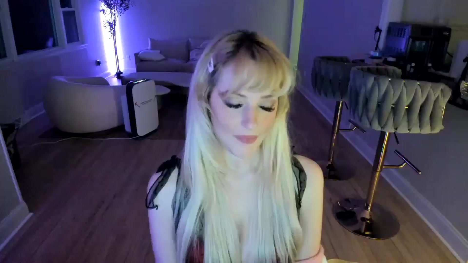 Gallery image thumbnail from Milk_Party's myfreecams stream on, 03/15/2025, 07:40 image 12 of 20