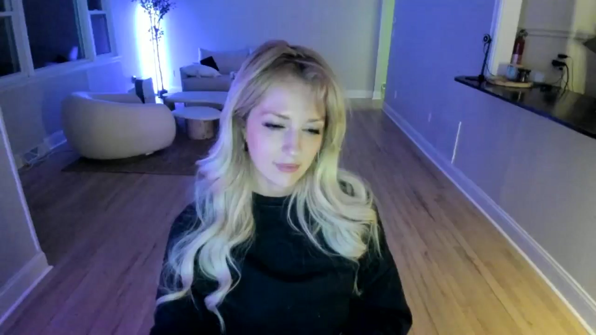 Gallery image thumbnail from Milk_Party's myfreecams stream on, 04/11/2025, 02:05 image 20 of 20