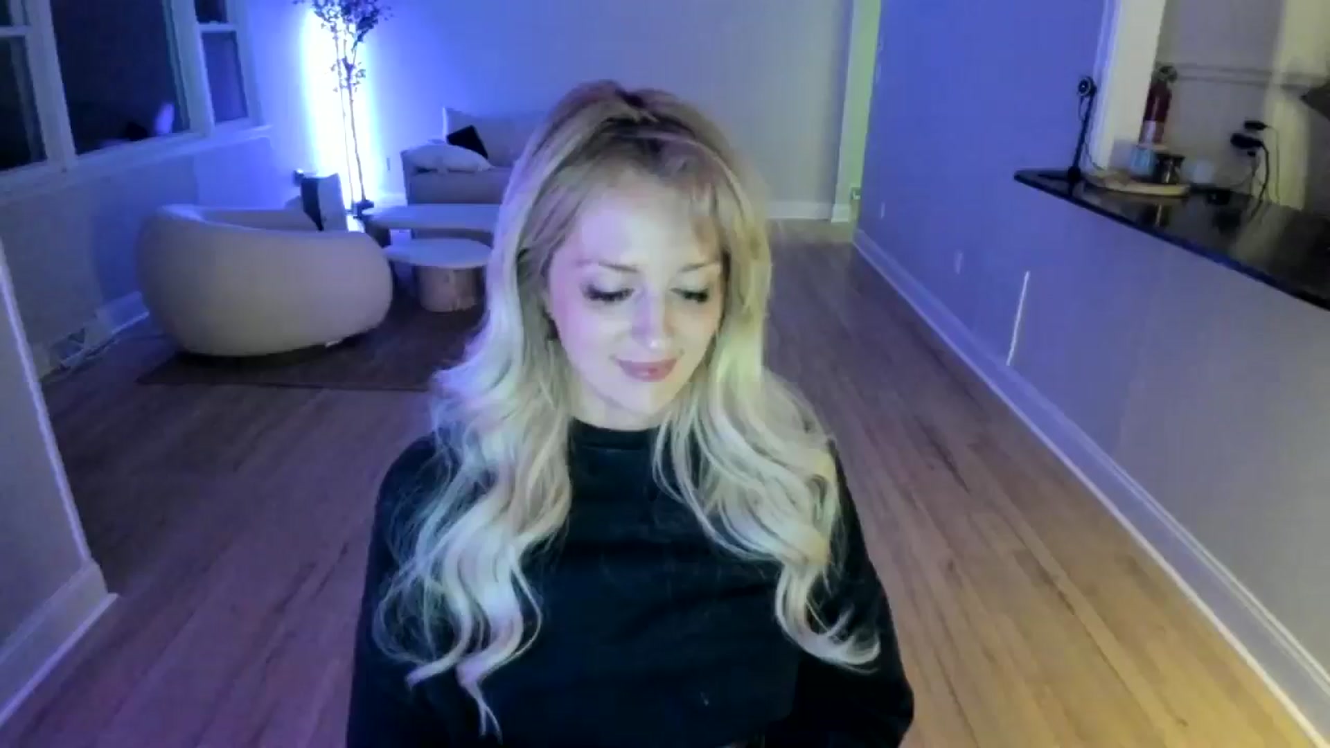 Gallery image thumbnail from Milk_Party's myfreecams stream on, 04/11/2025, 02:05 image 11 of 20