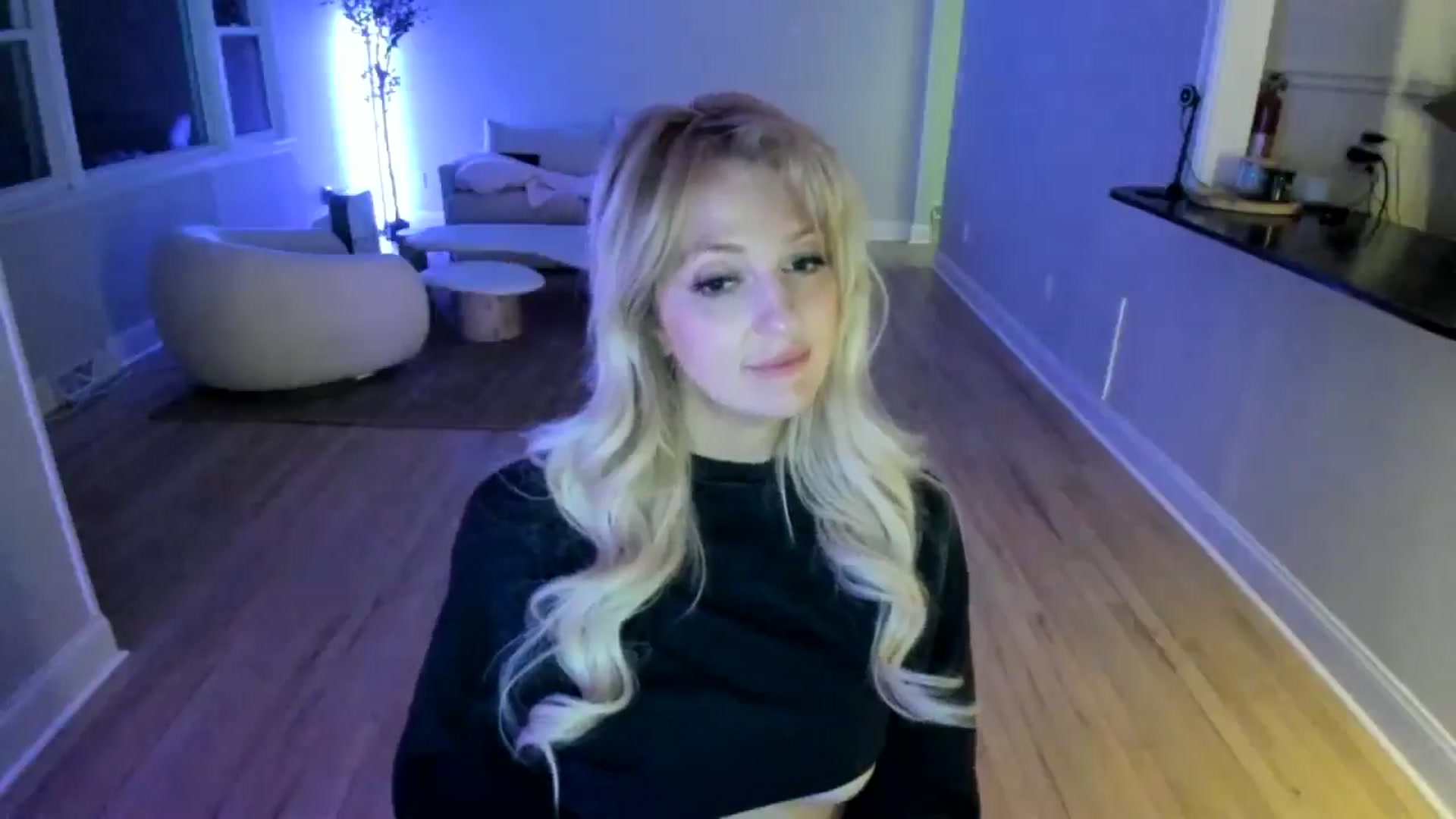 Gallery image thumbnail from Milk_Party's myfreecams stream on, 04/11/2025, 07:58 image 7 of 20