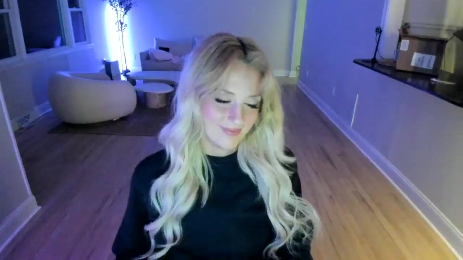 Gallery image thumbnail from Milk_Party's myfreecams stream on, 04/12/2025, 05:55 image 5 of 20