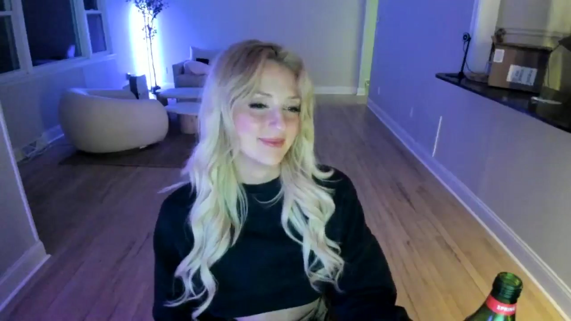 Gallery image thumbnail from Milk_Party's myfreecams stream on, 04/12/2025, 05:55 image 4 of 20