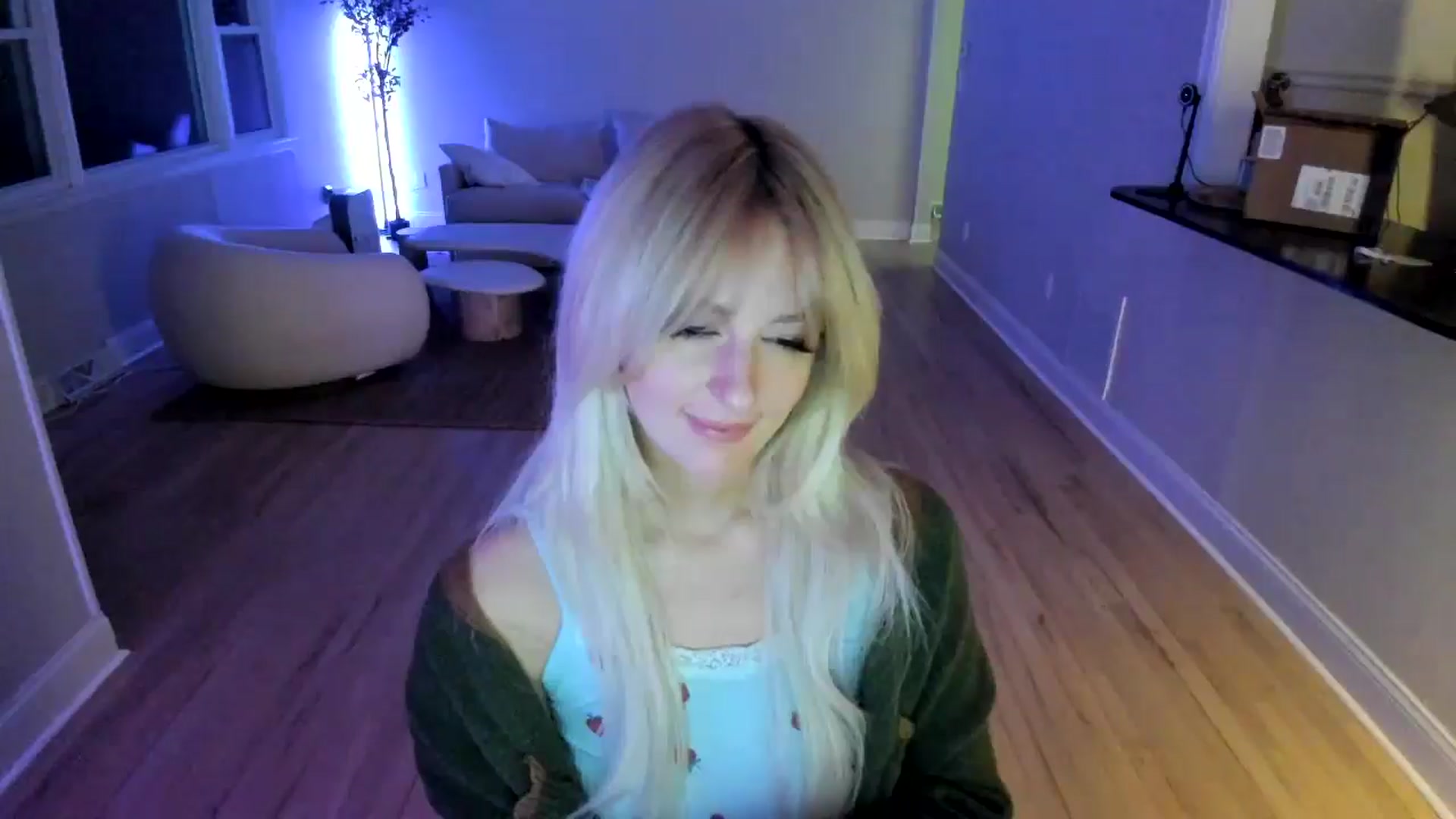 Gallery image thumbnail from Milk_Party's myfreecams stream on, 04/13/2025, 04:50 image 17 of 20