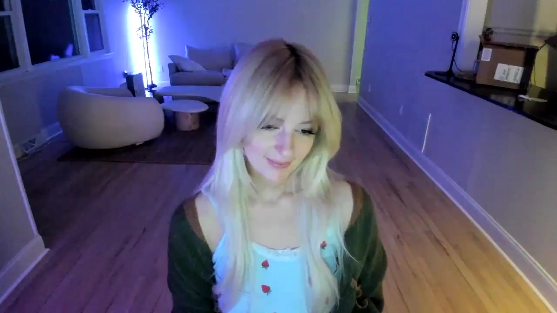 Gallery image thumbnail from Milk_Party's myfreecams stream on, 04/13/2025, 04:50 image 11 of 20
